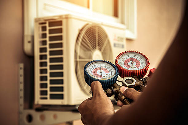 Professional Hvac technician working in Brookeland, TX